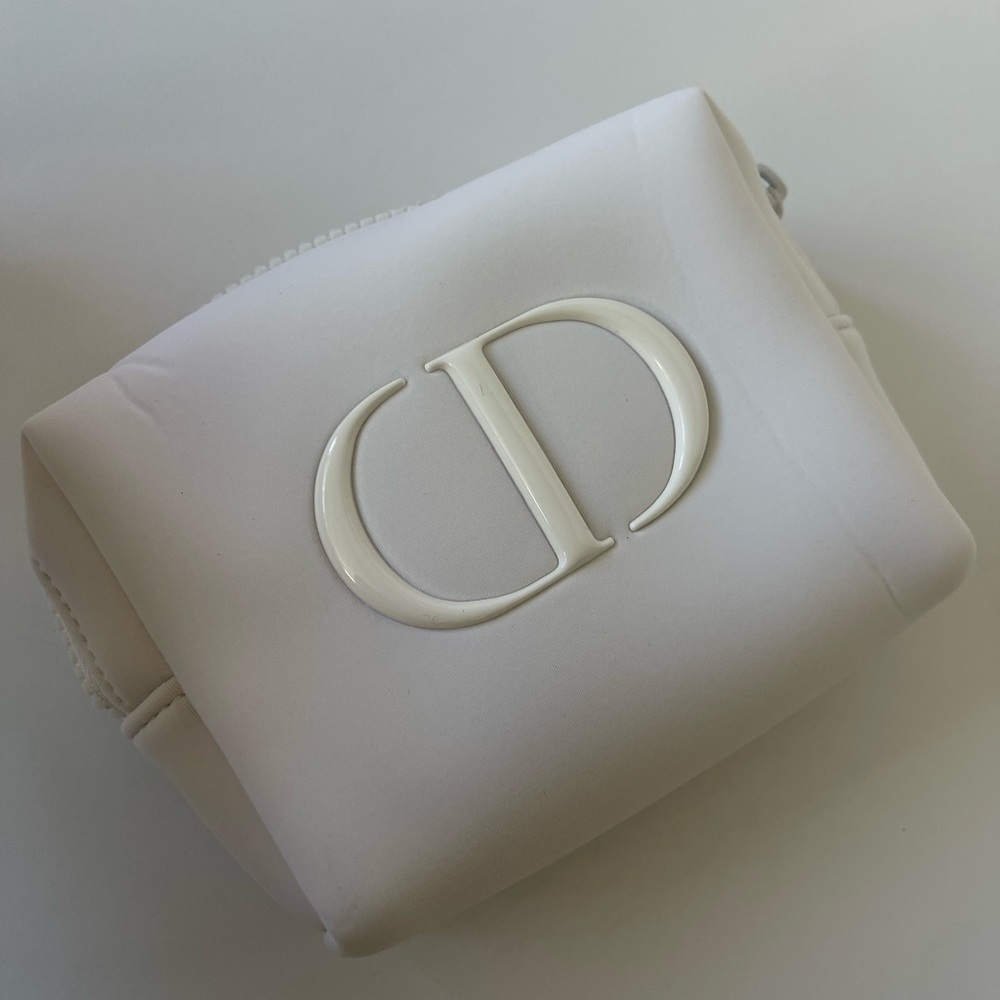 Dior VIP Pouch - Picture 6 of 6